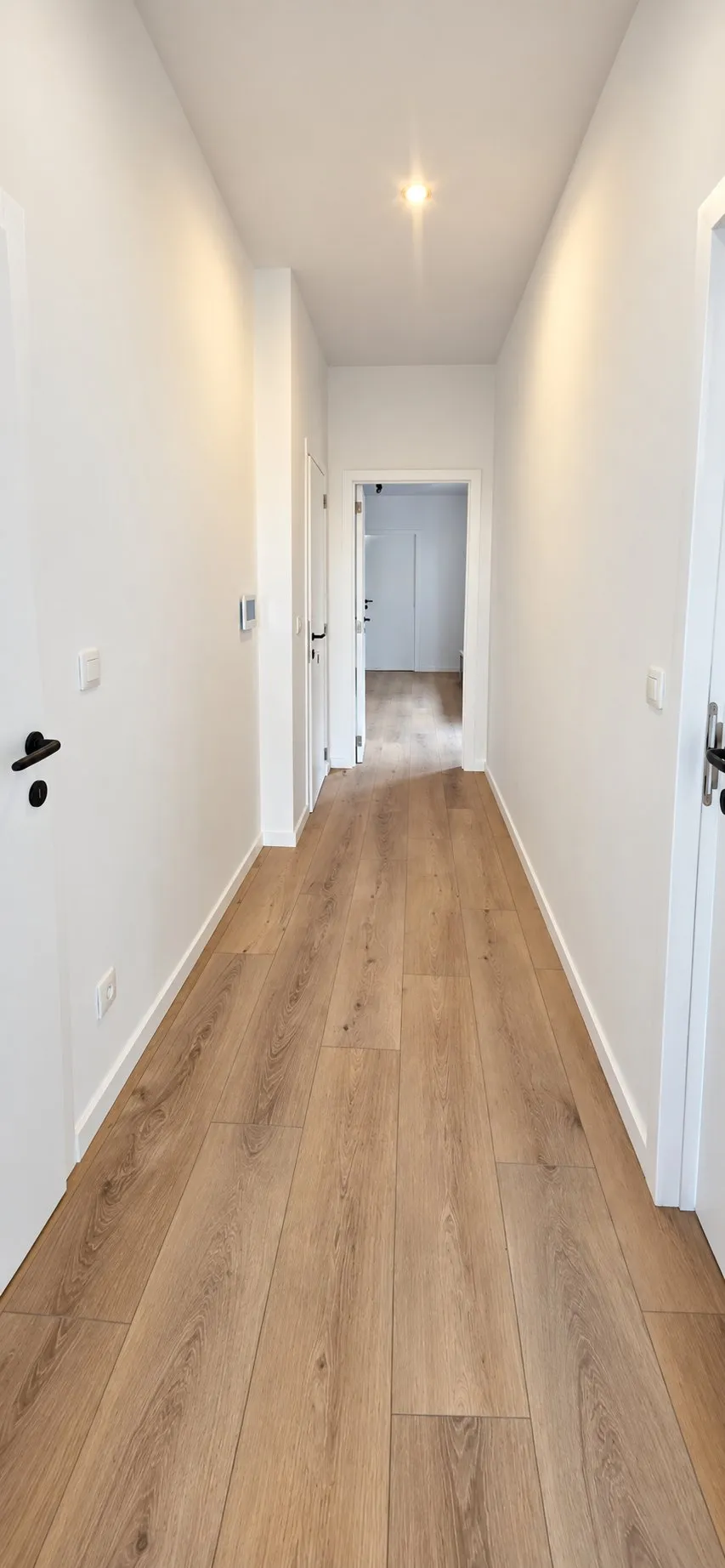Afgewerkte ruimte met boiler.
